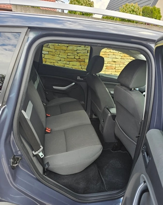 Ford Kuga cena 38400 przebieg: 242000, rok produkcji 2010 z Przemków małe 704